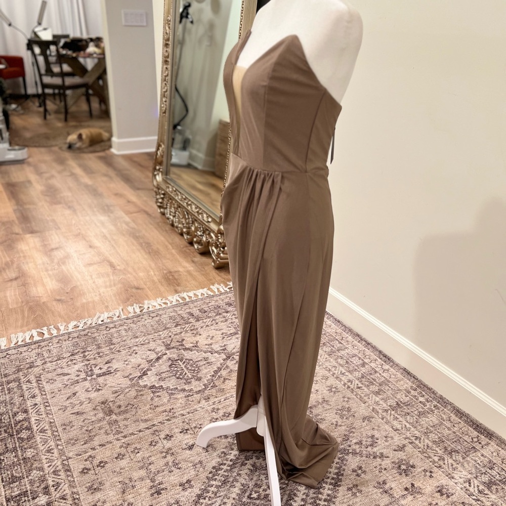 New with tags- never been worn-Michael Costello One Shoulder Brown Dress- size:M - Picture 9 of 11